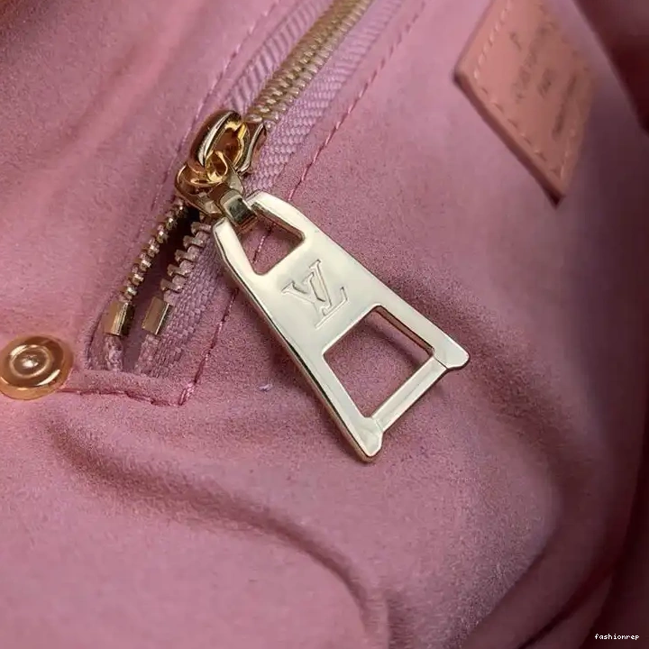 Fashionrepsfam ru LV 2010B570034 Bags 0616